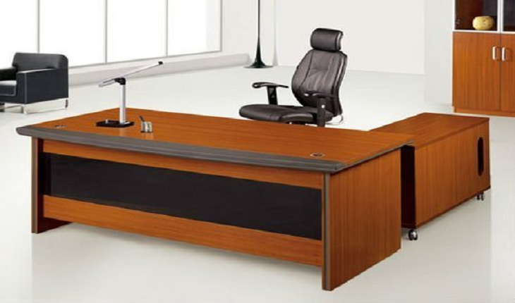 Manufacturer, Exporter, Importer, Supplier, Wholesaler, Retailer, Trader of Managerial Table in Greater Noida, Uttar Pradesh, India.